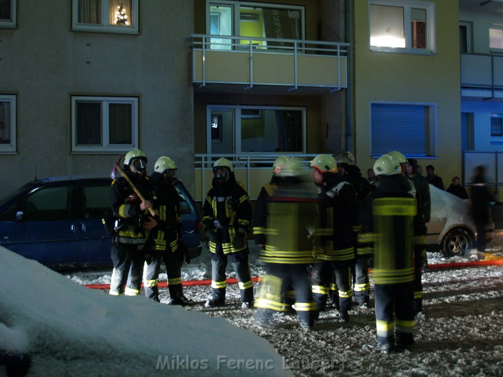 Feuer in Kueche Koeln Vingst Homarstr P641.JPG